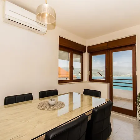 Apartment Ivona